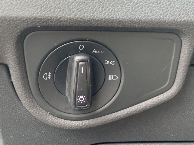 Touran 1.6 TDI Klima PDC Berganfahrassistent