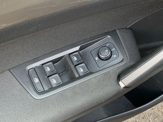 Touran 1.6 TDI Klima PDC Berganfahrassistent