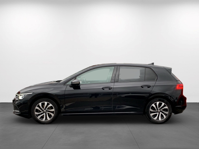 Golf VIII 2.0 TDI Active AHK Pano Navi Kamera