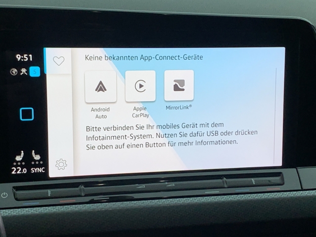 Golf VIII 2.0 TDI Active AHK Pano Navi Kamera