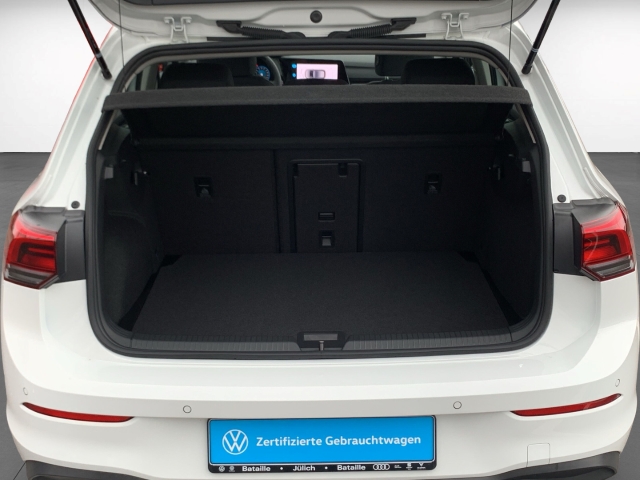 Golf VIII 1.5 TSI Navi LED App-Connect Klima