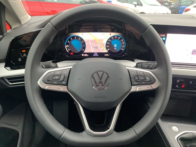 Golf VIII 1.5 TSI Navi LED App-Connect Klima