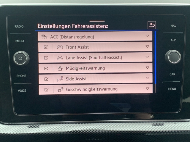 T-Cross 1.0 TSI R-Line DSG AHK Navi LED Kam.