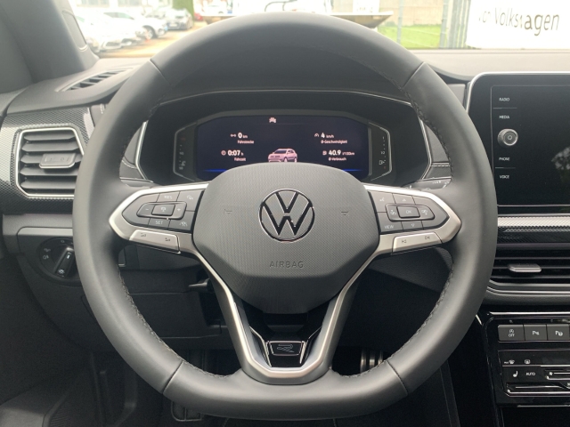 T-Cross 1.0 TSI R-Line DSG AHK Navi LED Kam.