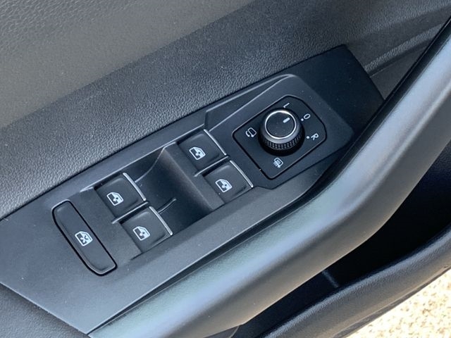 Taigo 1.0 TSI Goal DSG AHK Navi ACC App-Connect