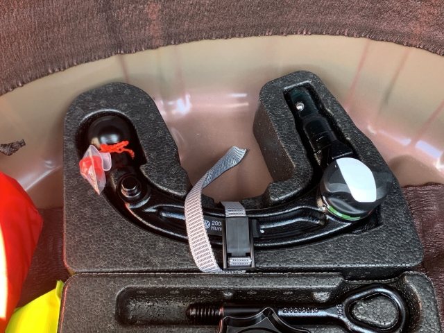 T-Cross 1.0 TSI Goal AHK Navi LED ACC App-Connect