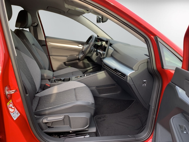 Golf VIII 1.5 eTSI Goal DSG AHK ACC SHZ Kam